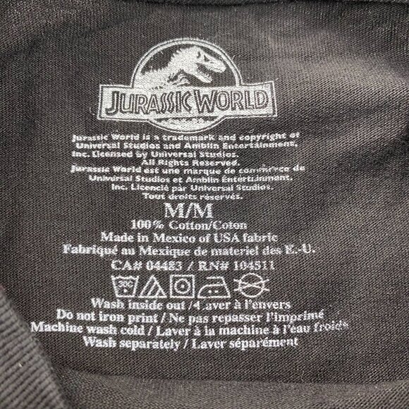 Jurassic World T-Shirt Men Medium M Black Jurassic Park Movie Graphic Print Tee - Picture 4 of 7